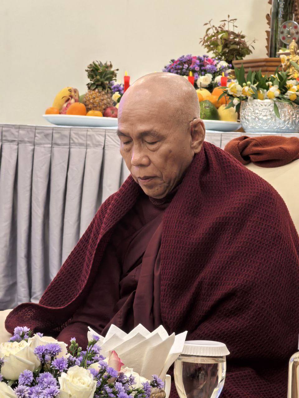 ကိုယ့်အတွက်ကြောင့် သူများစိတ်မဆင်းရဲပါစေနဲ့ 